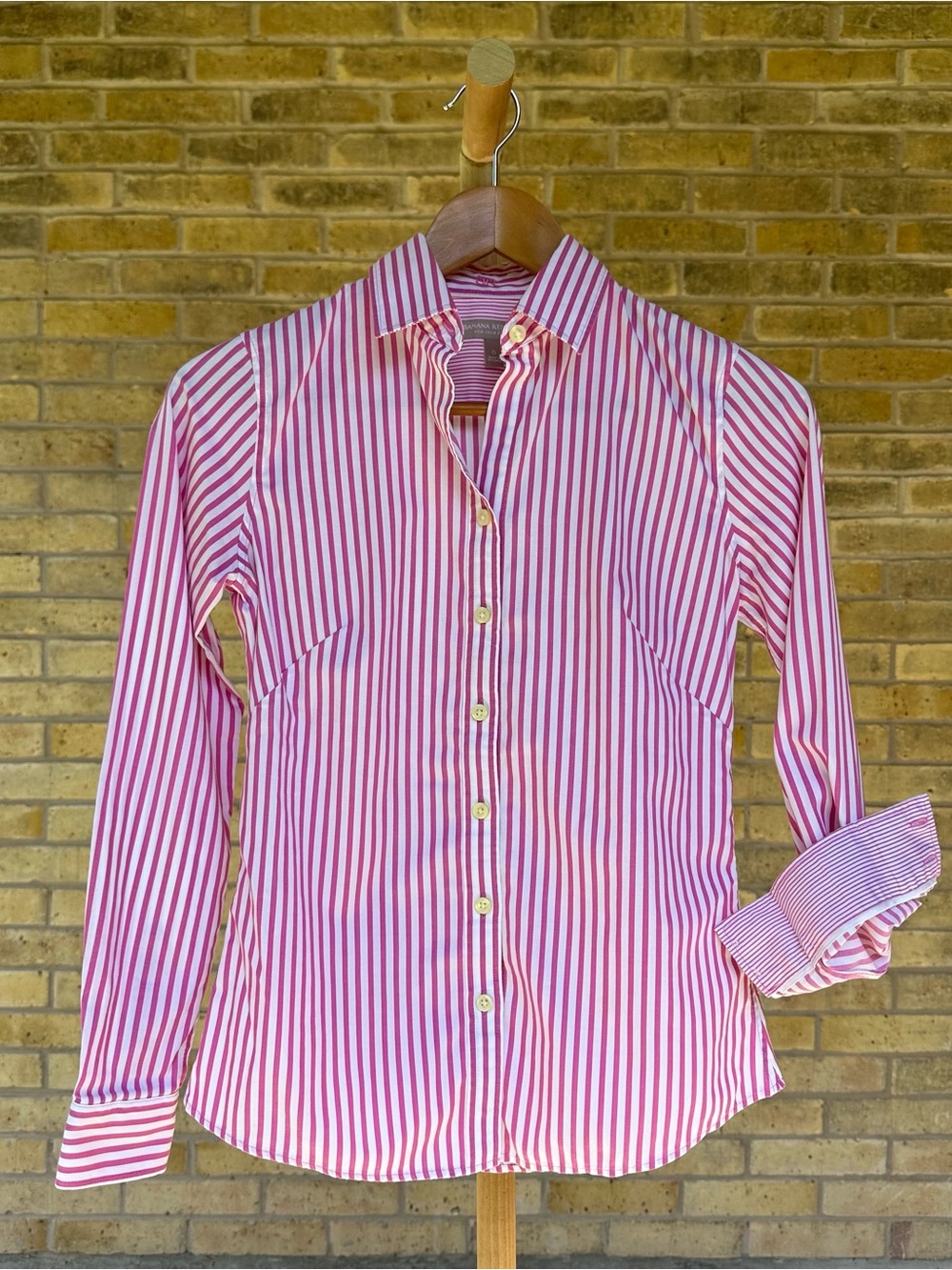 Banana Republic Pink Casual Button Down Shirt